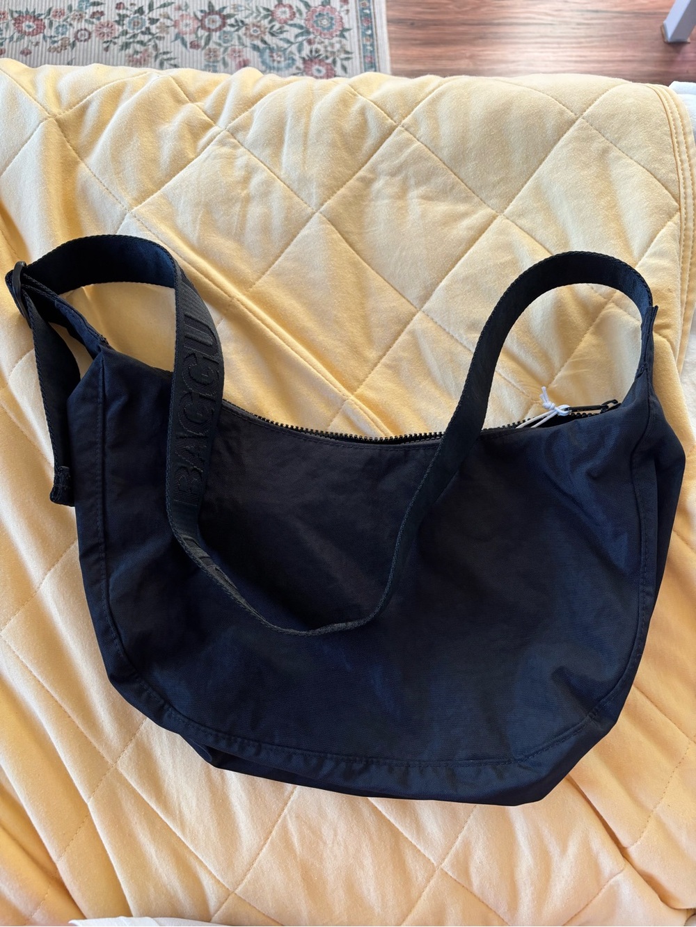 Baggu Medium Nylon Crescent Bag in Black